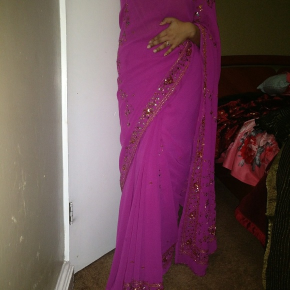Gorgette saree - Picture 1 of 5